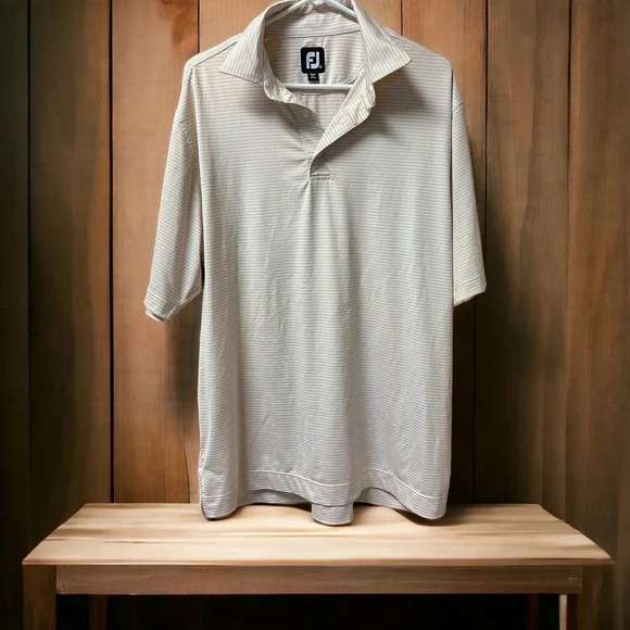 FootJoy men’s golf polo shirt. Size large - Picture 1 of 5